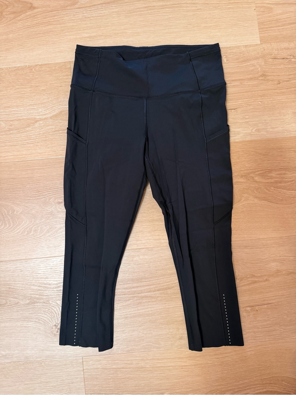 Women’s Lululemon Black High-Waist Athletic Crop Leggings